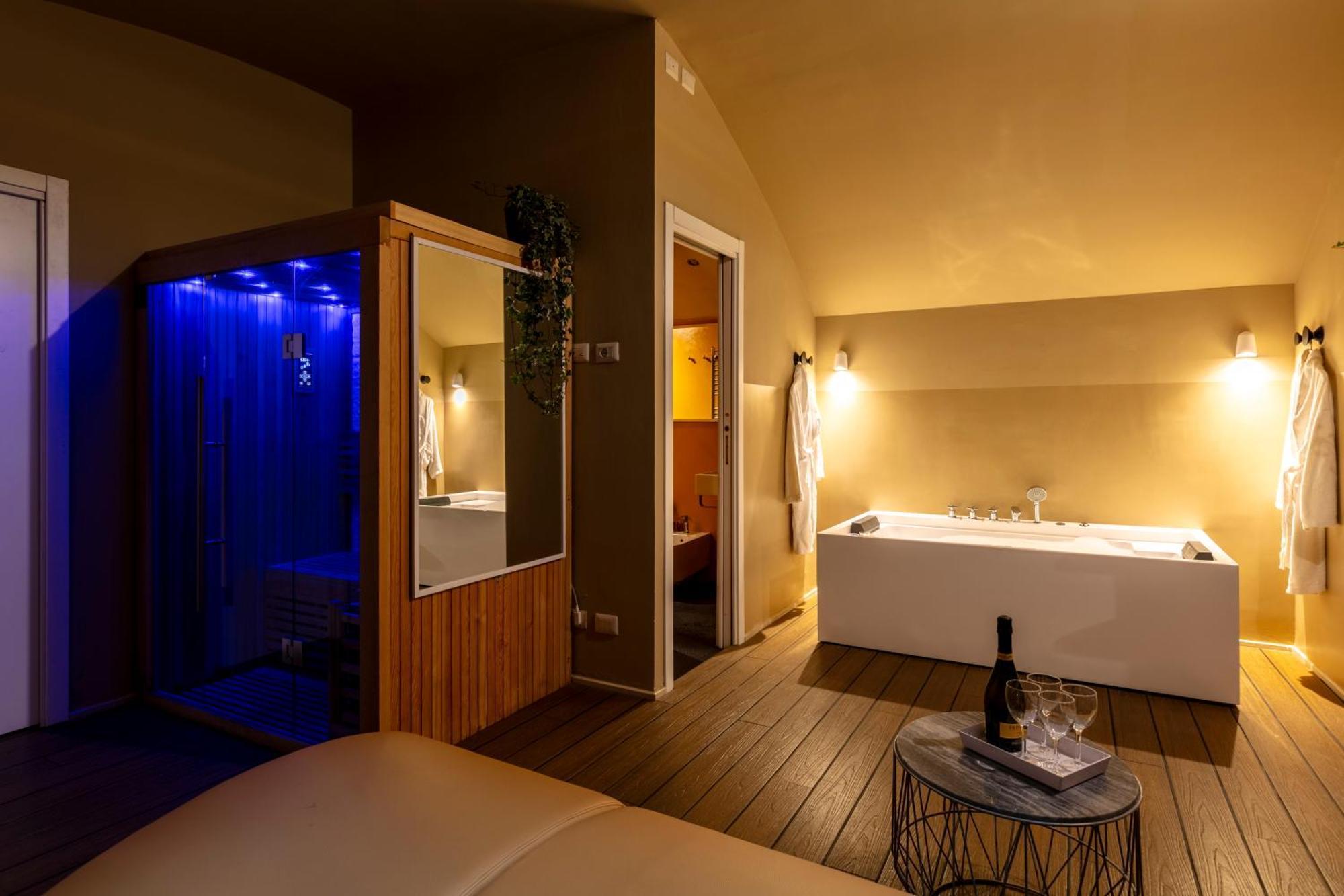 Romac Coronari With Gym, Sauna And Garden 外观 照片